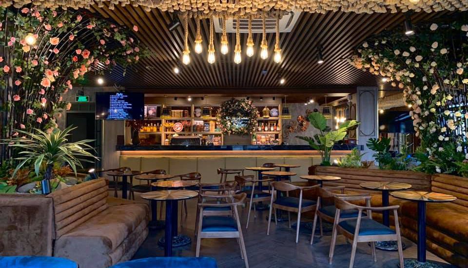 La Rose Bistro saigon - 10 Kid Friendly Cafes & Restaurants Ho Chi Minh For Your Family Trips