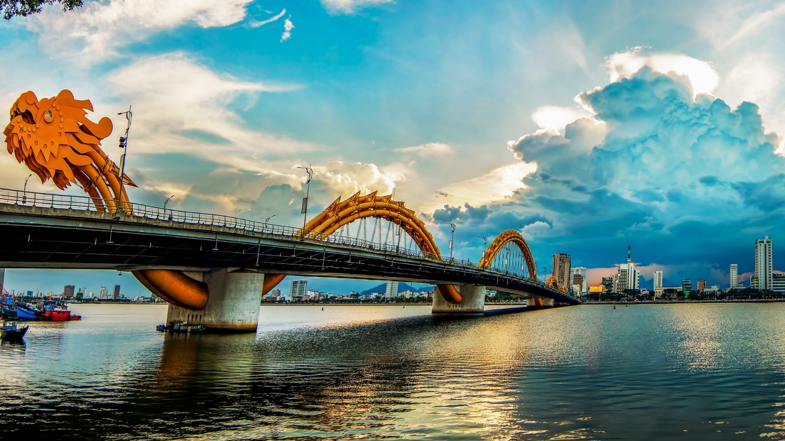 best time to visit da nang