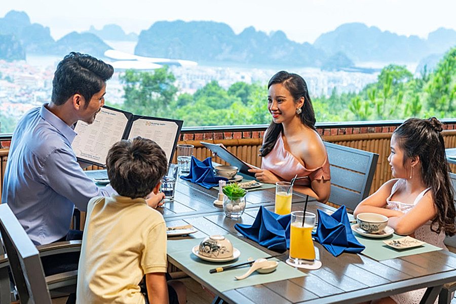 Huong Bien Restaurant