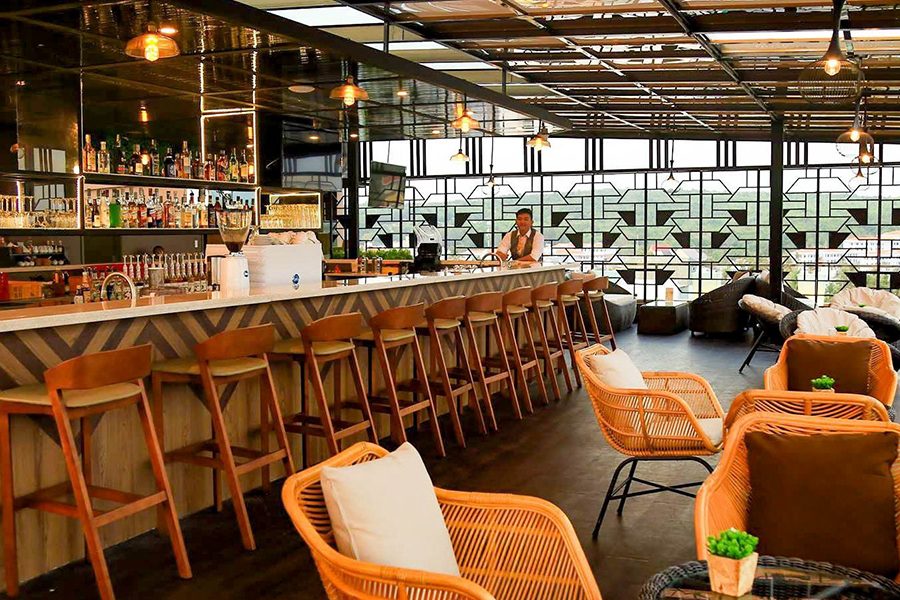 PH Rooftop Bar & Lounge