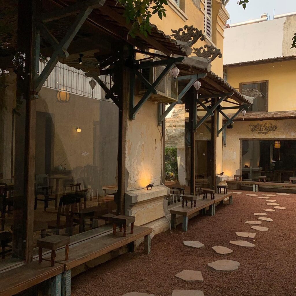 a62f8891 4c2c 4be7 b4ed 5f67b73b518f - 12 Charming “Cafe Apartment” Coffee Shops in Ho Chi Minh City