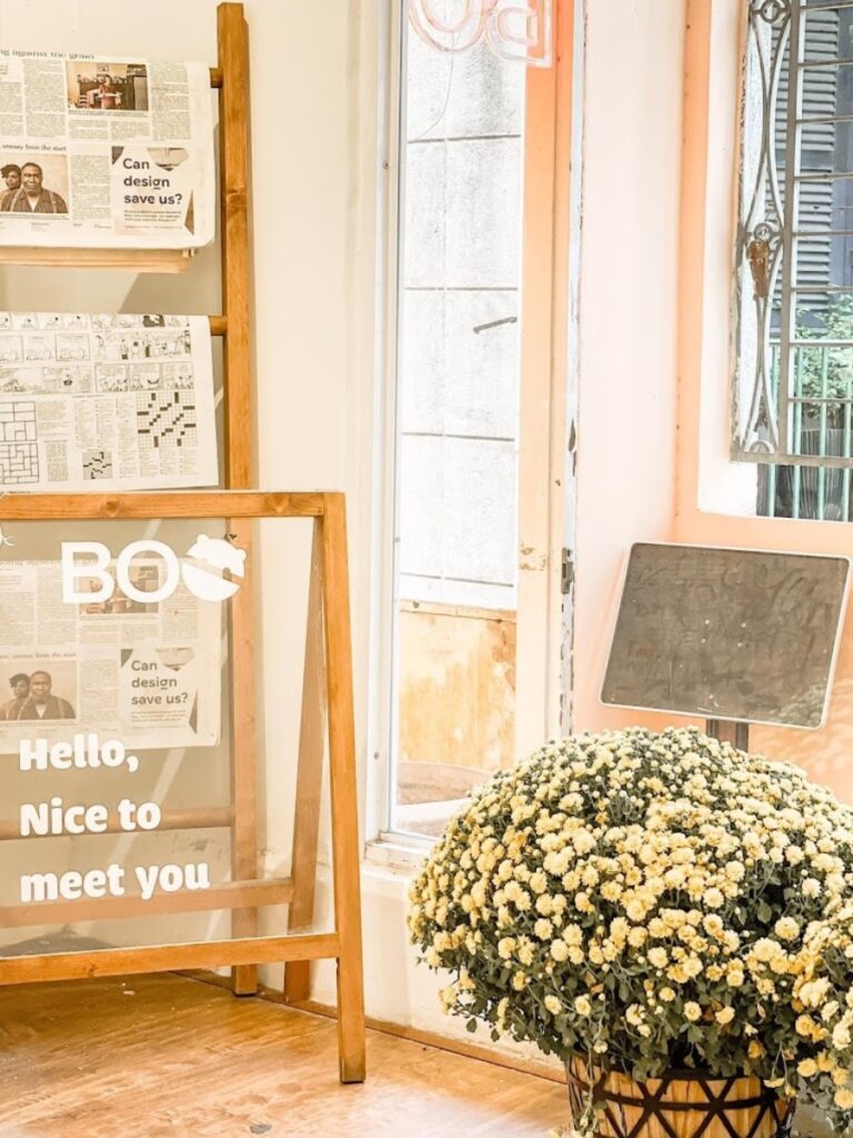 b636f42e be1c 4d9c 9bf1 650384208550 - 12 Charming “Cafe Apartment” Coffee Shops in Ho Chi Minh City