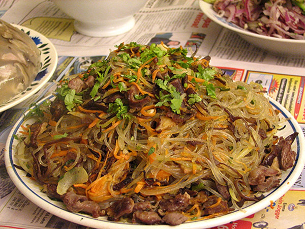 bun xao ngan hinh1 - Fantastic Food To Eat In Halong Bay: 15 Delicious Dishes