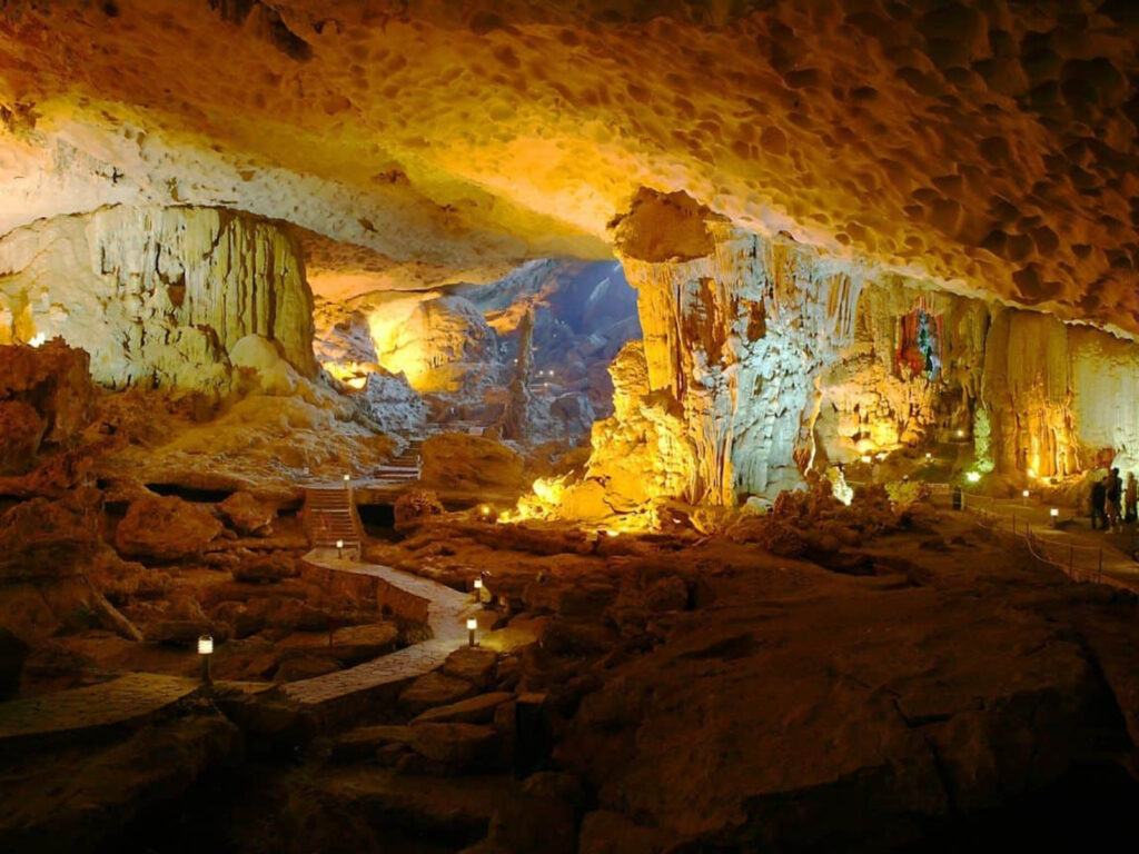 Top 5 Caves Of Vietnam | The Best Caves In The World? 10 Thien Canh Son Cave