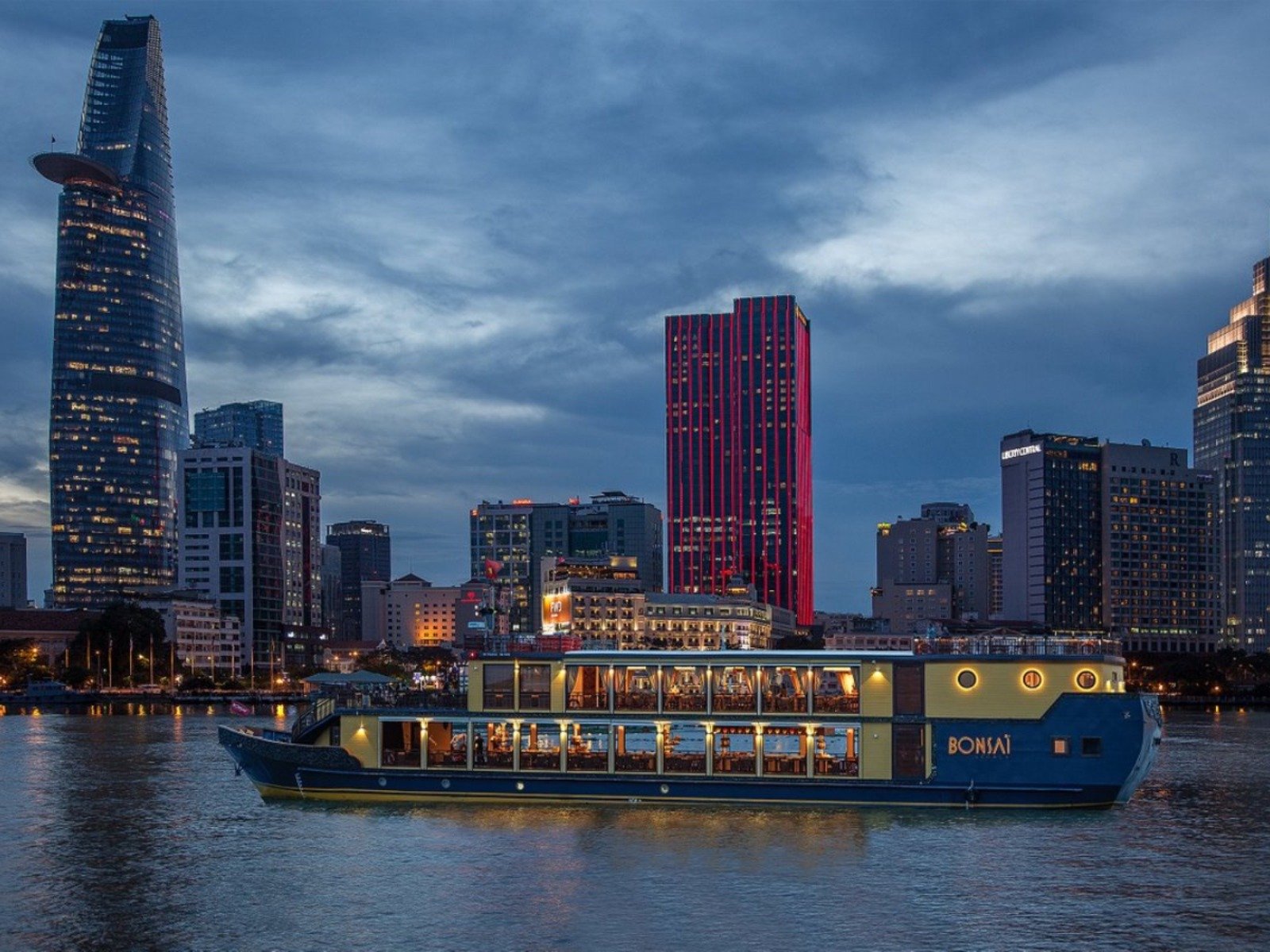 saigon river dinner cruise
