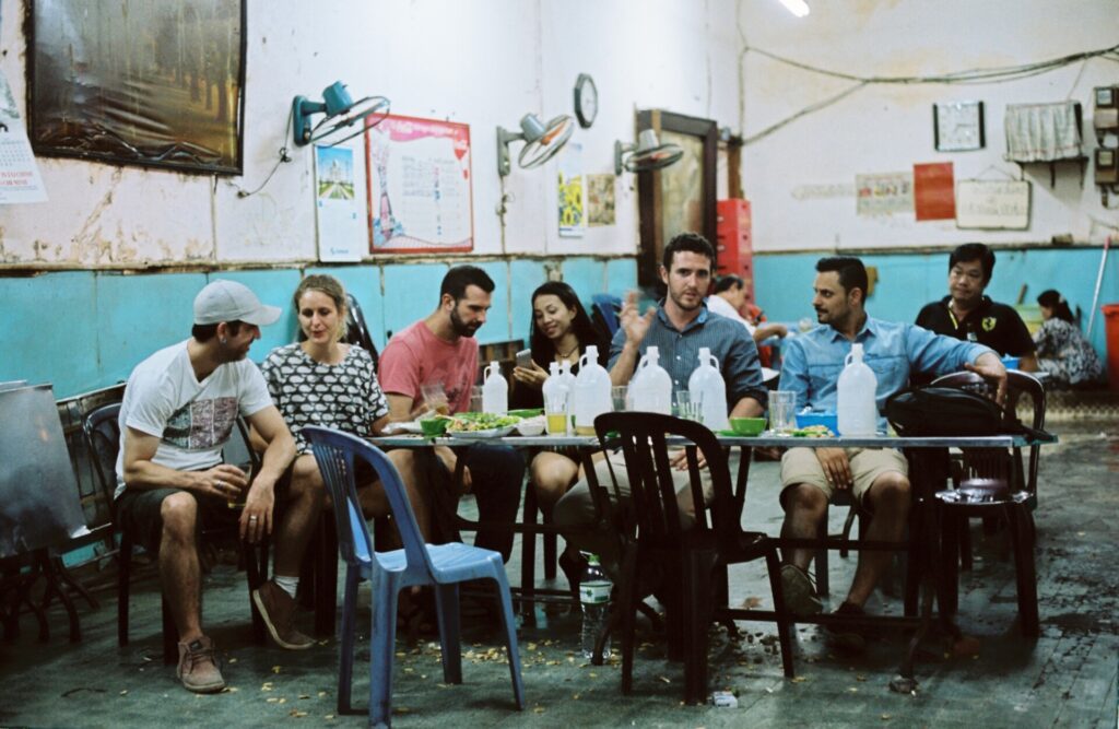 drink beer in saigon