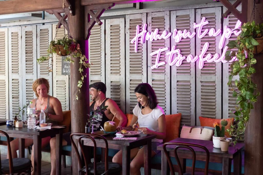 Top 10 Places To Get The Best Coffee In Hoi An | Hidden Gems Cafes? 5 Rosie's Cafe