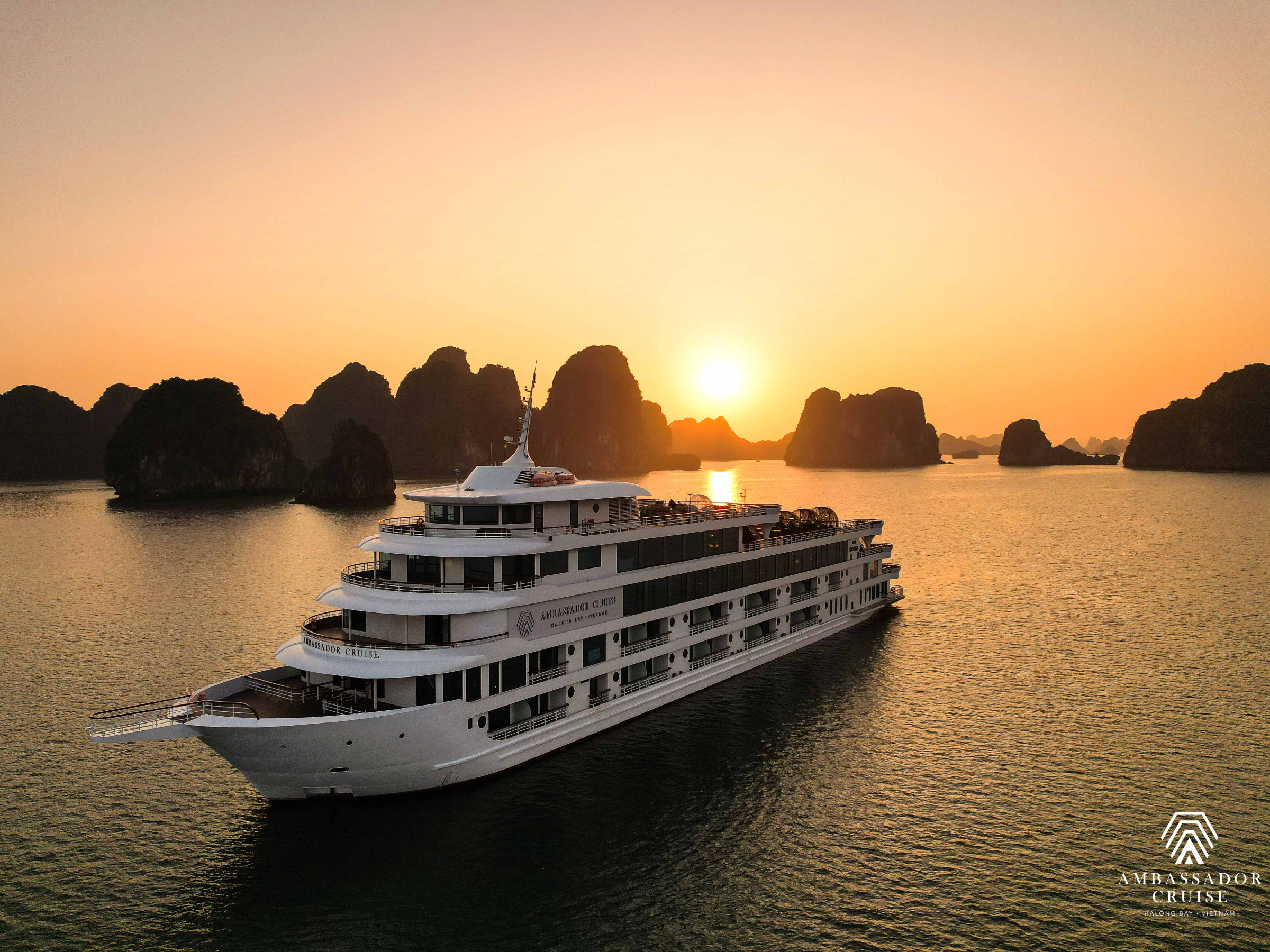 Ambassador Cruise 1 - Vietnam Weather In July | Best Places & Outdoor Activities To Do