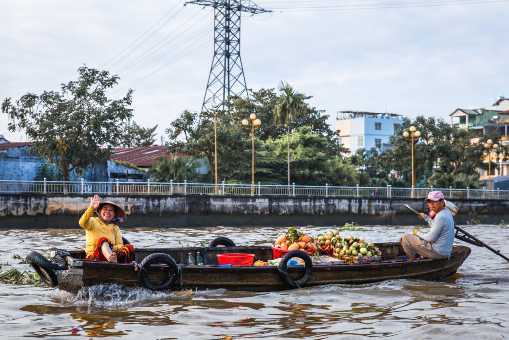 5 Mekong Delta Floating Market Experiences | Trading And Tradition 2 Cai Rang floating market