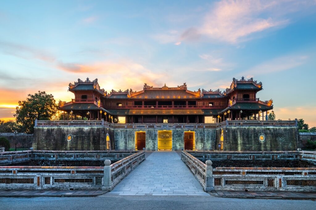 Best Time To Visit Hue | Weather, Festivals, And More 2 hue imperial citadel