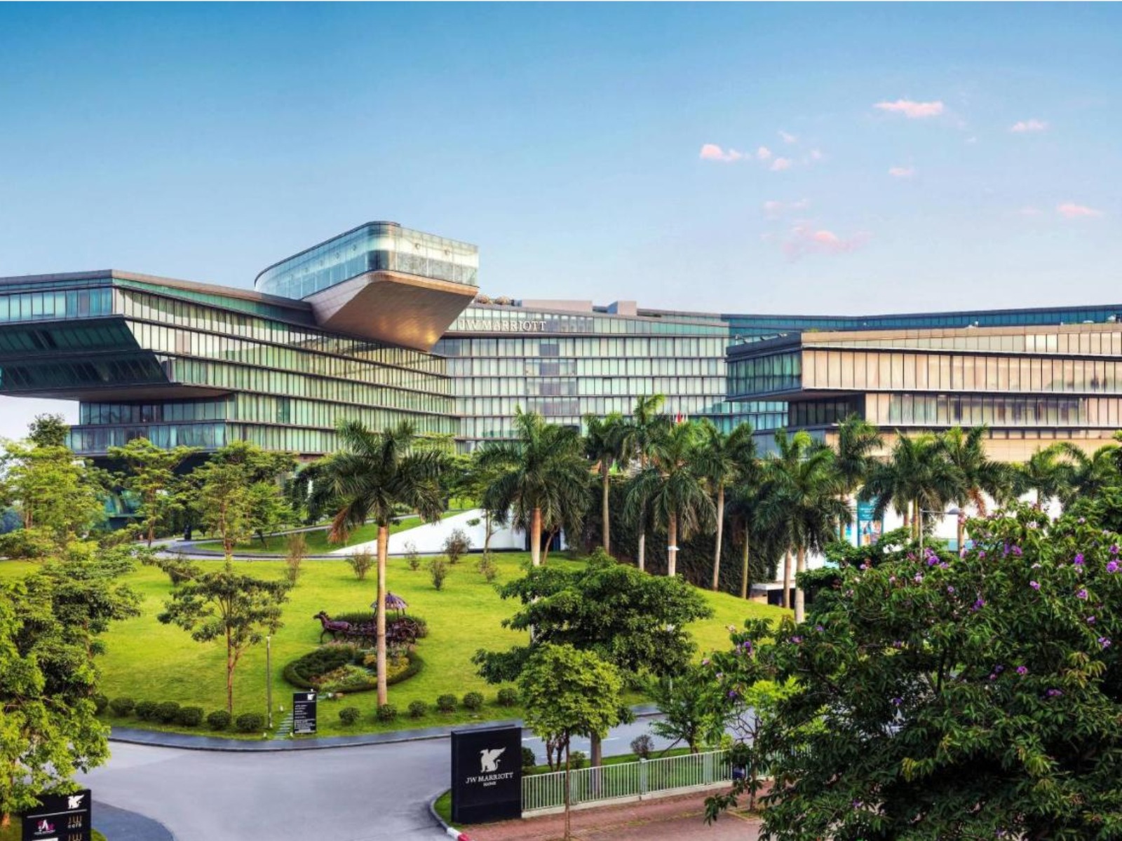 JW Marriott Hotel Hanoi