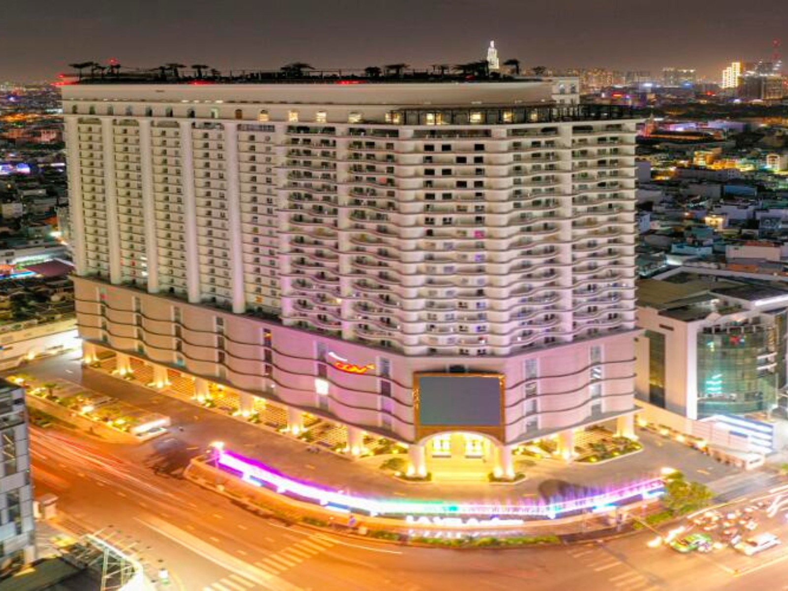 La Vela Saigon Hotel