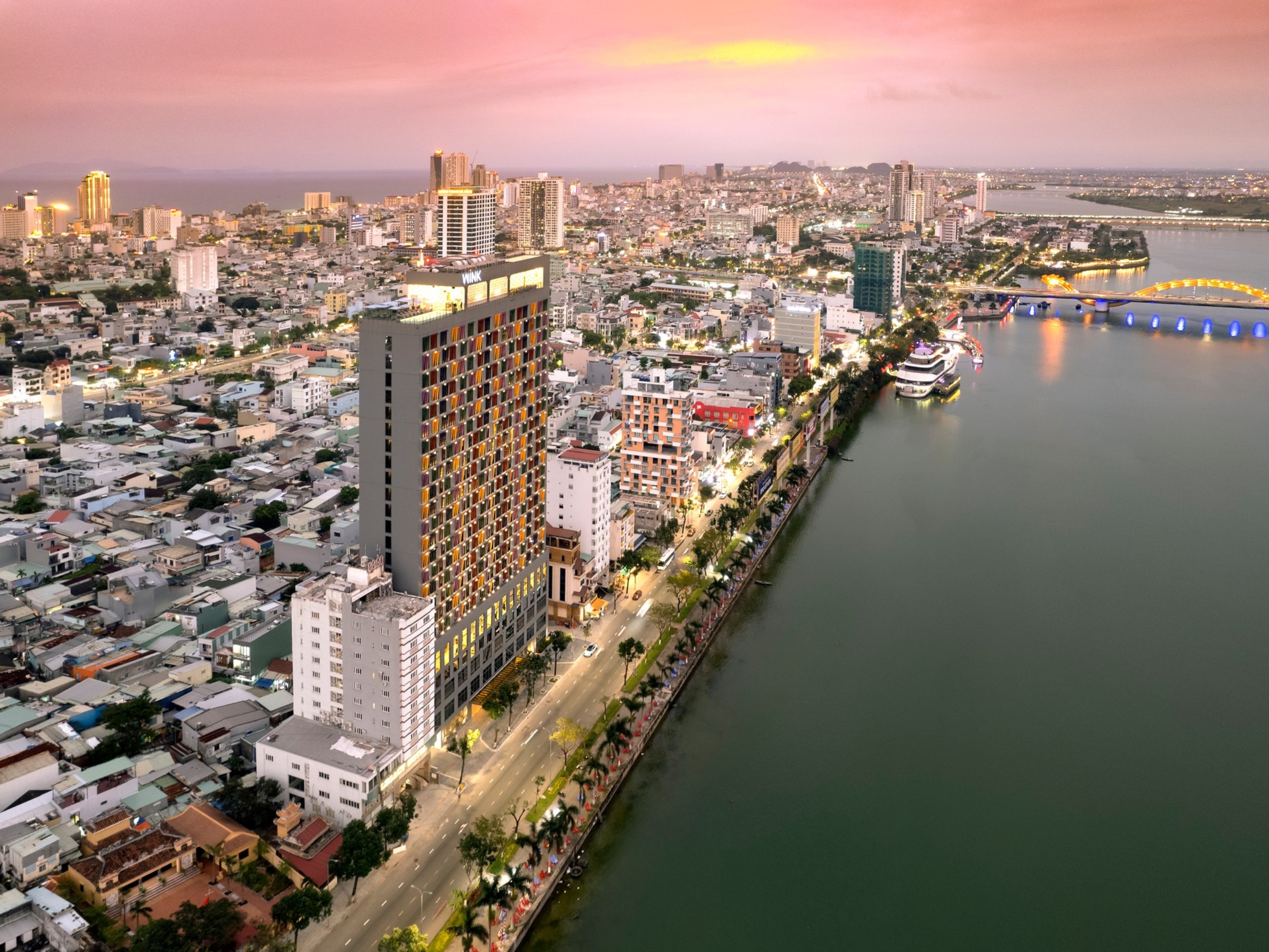 Wink Hotel Danang Riverside