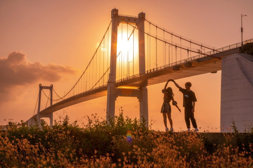 Explore Da Nang Nightlife | Best Entertainment & Hotspots Guide 5 thuan phuoc brigde