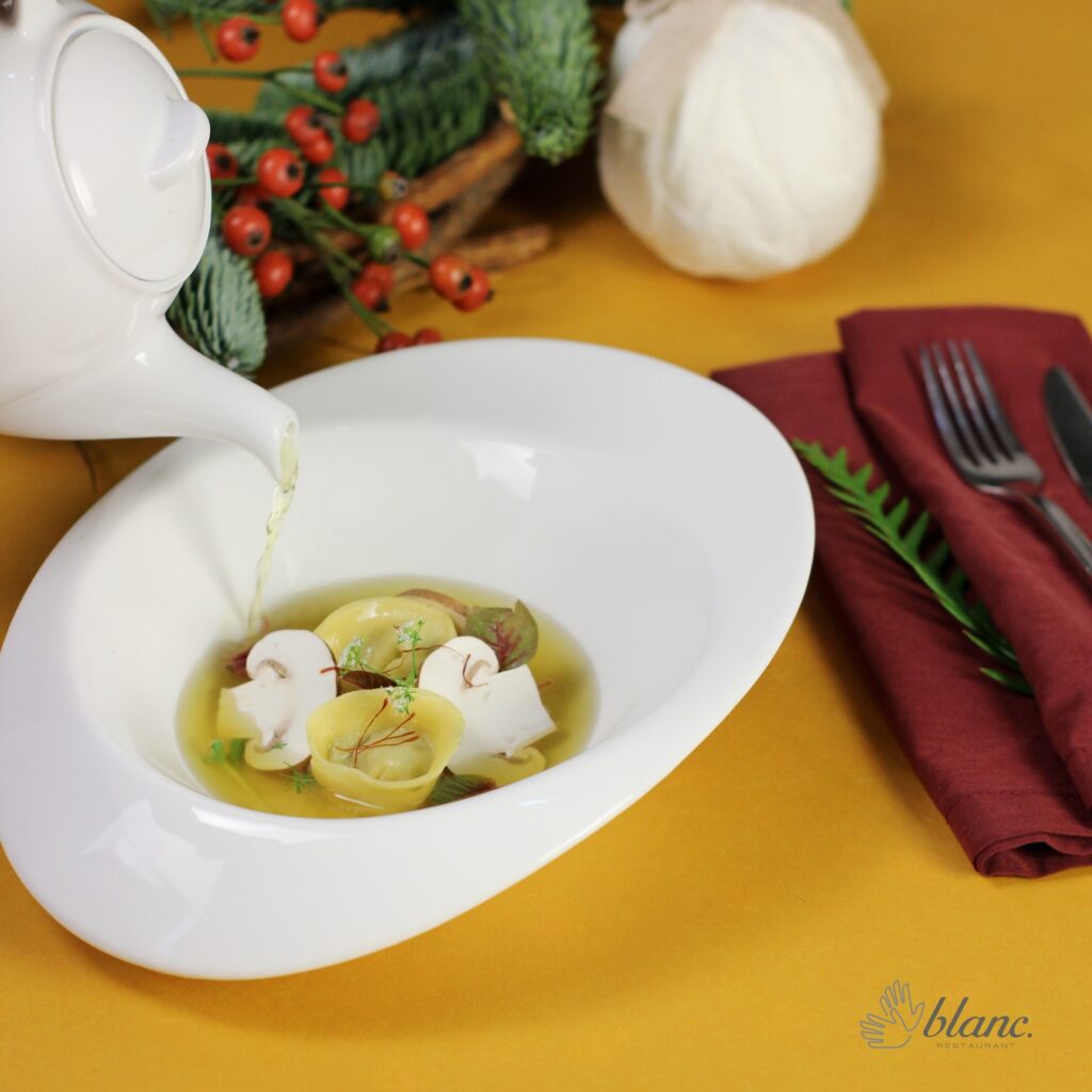 Culinary Innovation Meets Social Change: Germ Doornbos' Journey of the Senses Unveiled 9 blanc