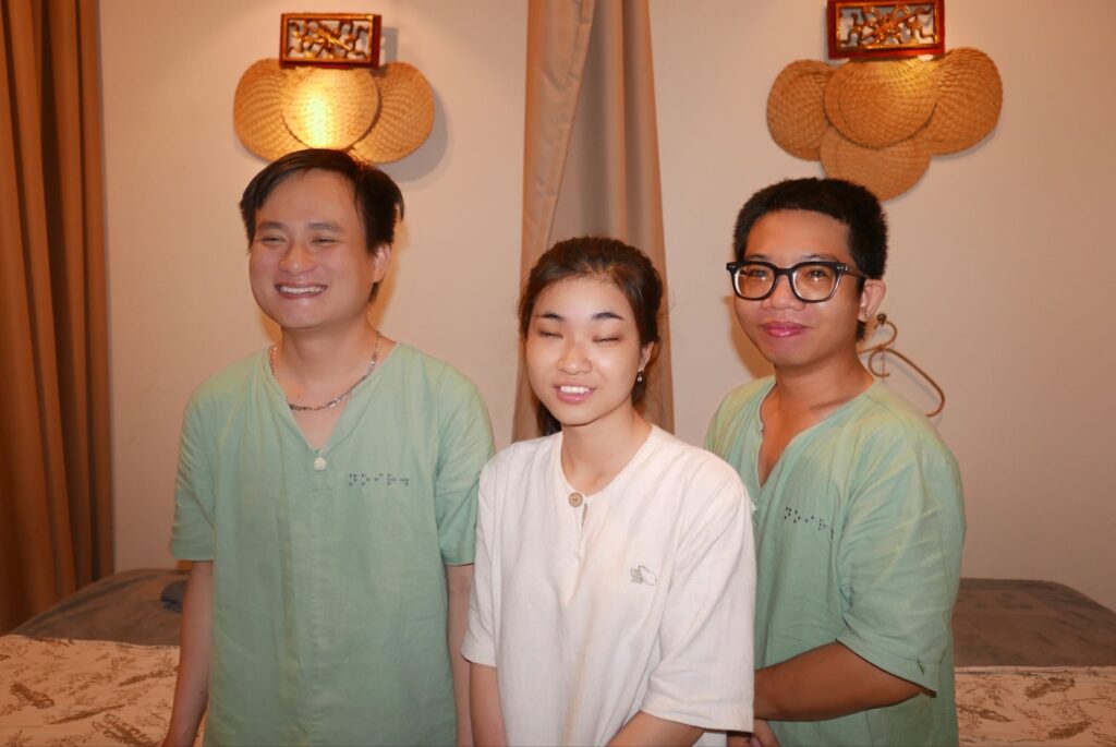 Culinary Innovation Meets Social Change: Germ Doornbos' Journey of the Senses Unveiled 24 noir spa