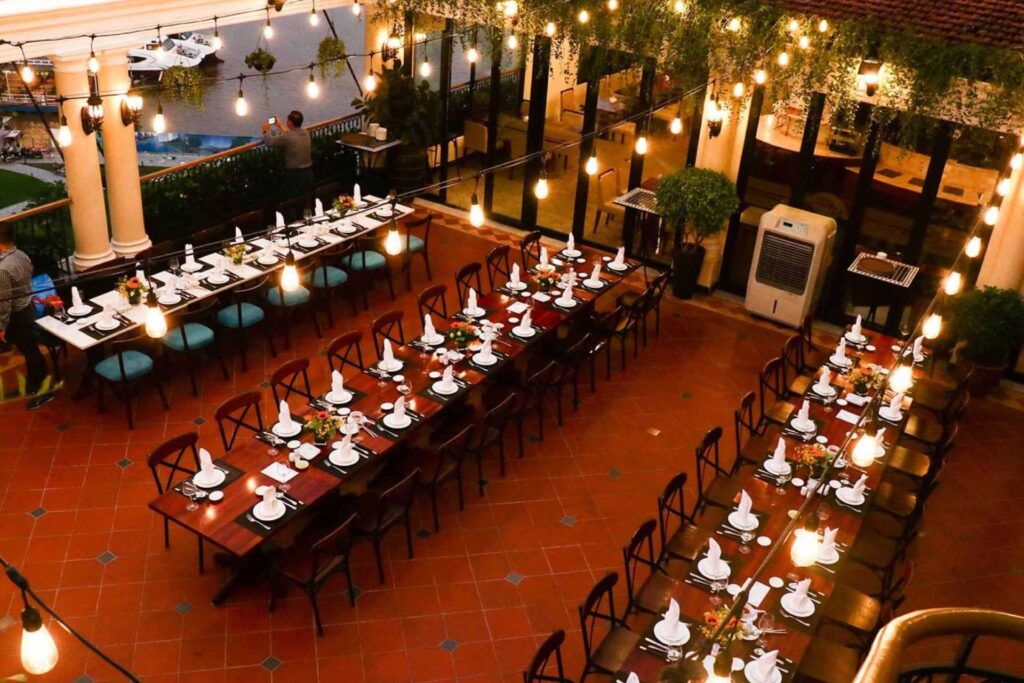 12 Spectacular Rooftop Bars in Saigon 5 Breeze Sky Bar