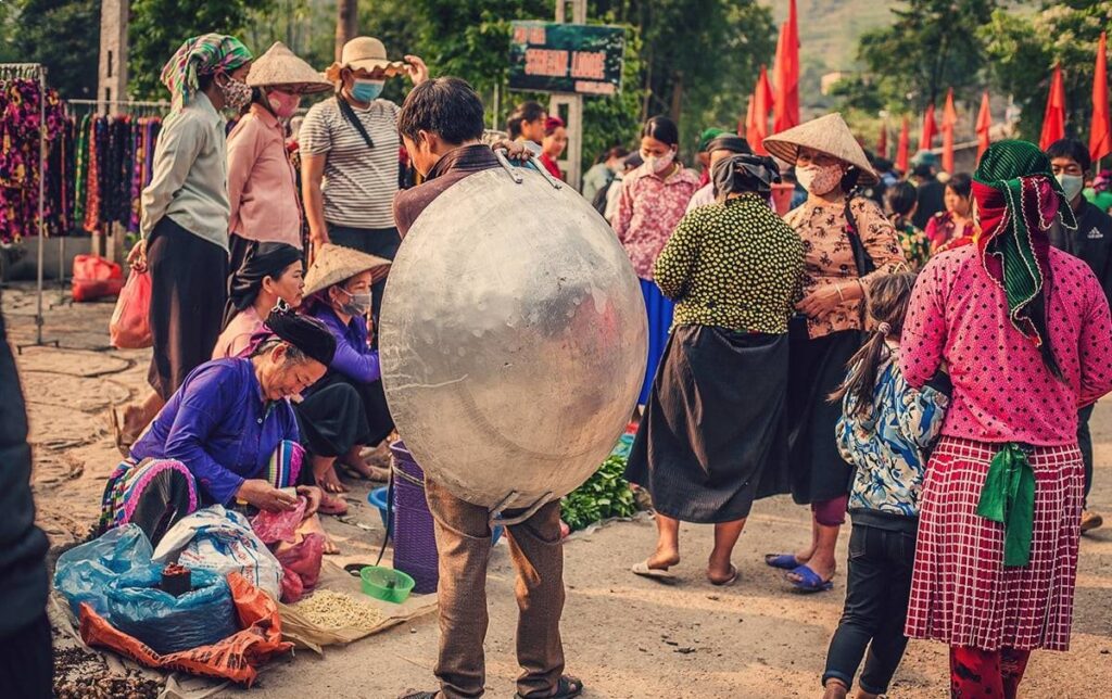 Hmong People at Meo Van Market4 - Adventure In The Ha Giang Loop: Your Comprehensive Guide To Routes, Tips, And Hidden Treasures
