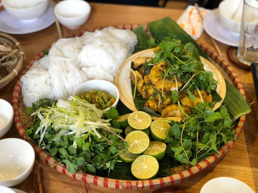 Top 10 Northern Vietnamese Food Experiences | The Culinary Heritage 7 image1 15691561784732129068728 - Top 10 Northern Vietnamese Food Experiences | The Culinary Heritage