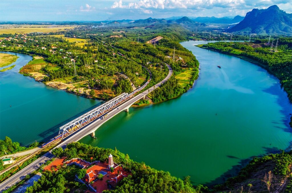 Discover Dong Hoi Vietnam: The Sleepy Seaside City & Gateway to Phong Nha 4 donghoi4 - Discover Dong Hoi Vietnam: The Sleepy Seaside City & Gateway to Phong Nha