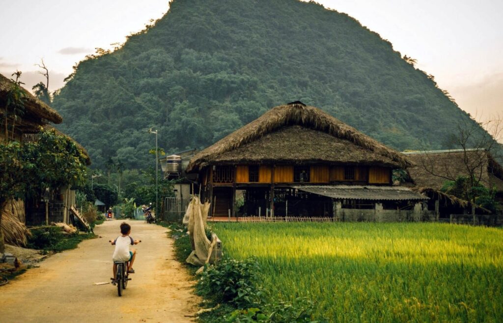 e7cff6d3 18cc 42da be0b 045f569d71e8 - The Best Time To Travel To North Vietnam: Your Adventure Guide