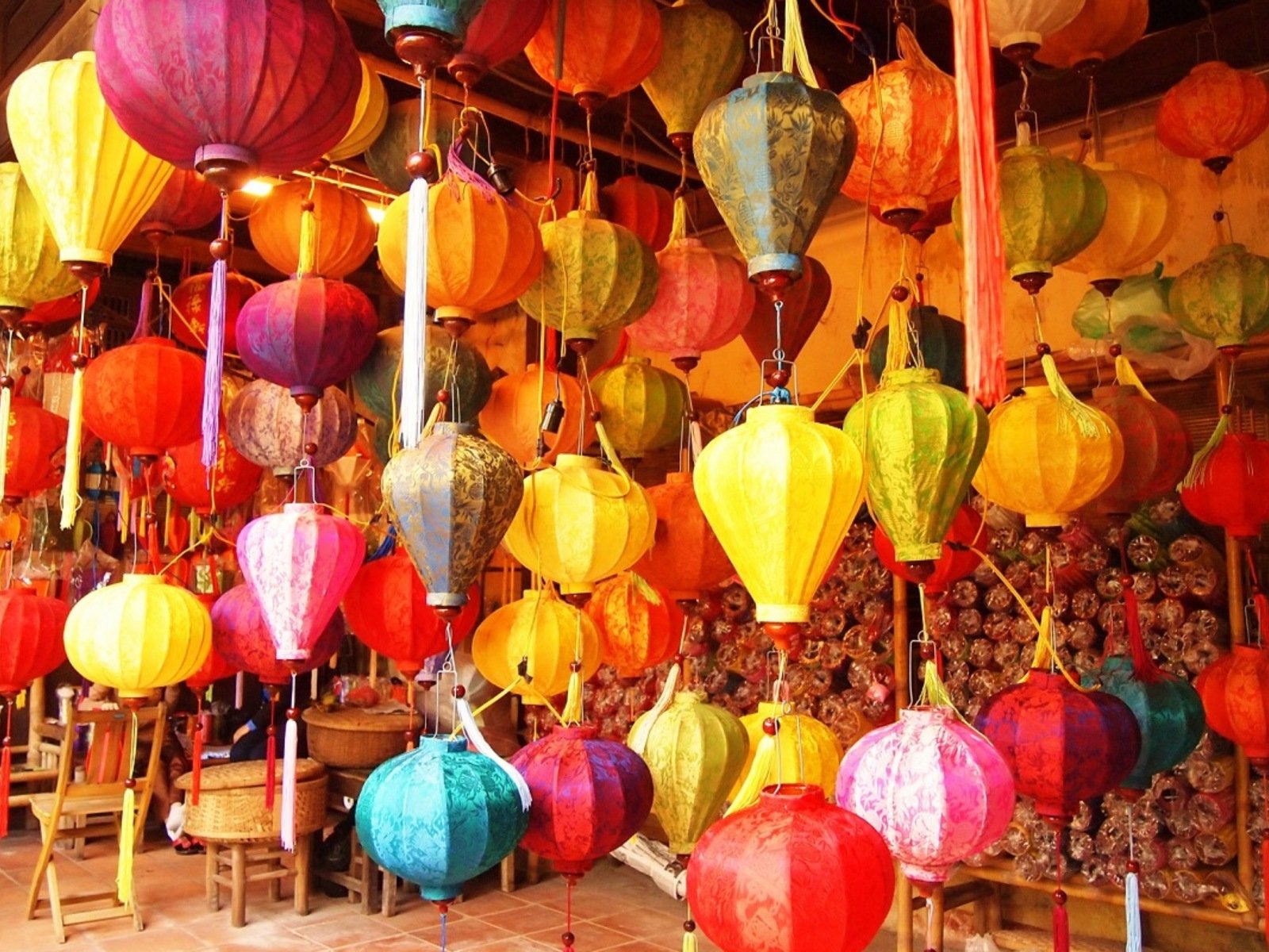 Lantern Making – Be a real farmer at Tra Que Village