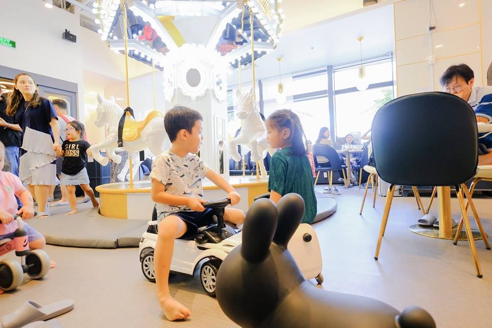 lilliput kids cafe - 10 Kid Friendly Cafes & Restaurants Ho Chi Minh For Your Family Trips