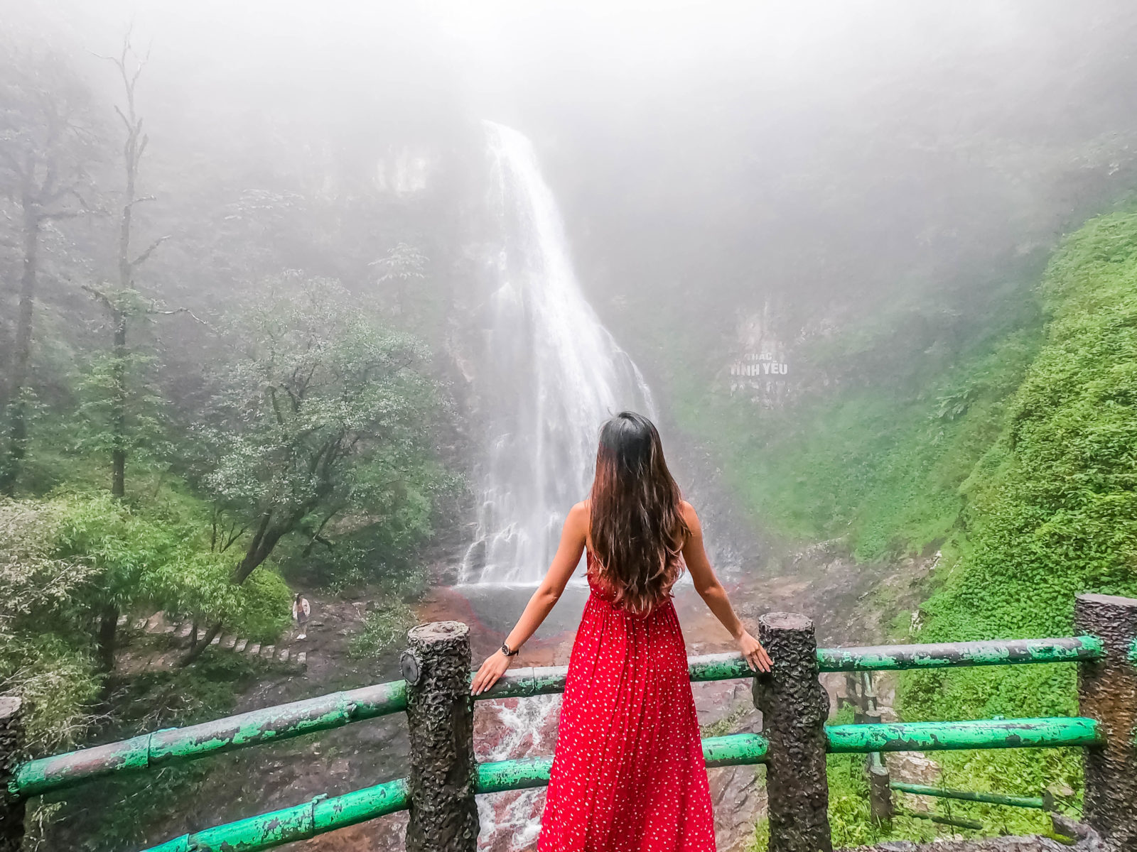 love waterfall sapa vietnam alexisjetsets 6 e1573707464196 - Things To Do In Sapa