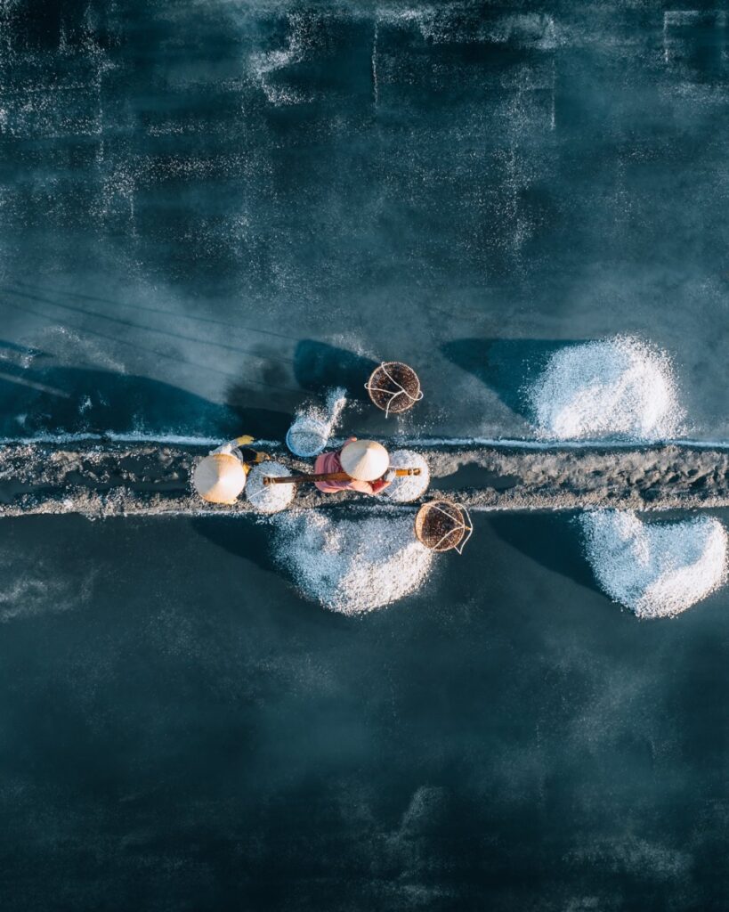 Dry season is perfect for making salt in Tuyet Diem salt village. Photos by VIA Ben Torto 2 - Weather in Central Vietnam: Your Helpful Travel Guide