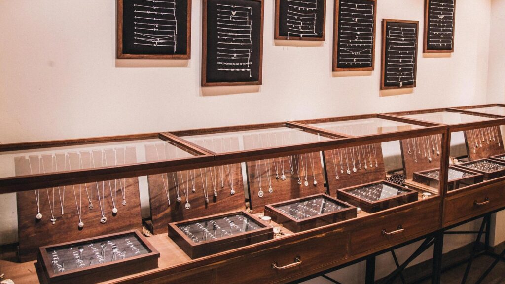 vietnam christmas gift 12 - Christmas Shopping Made Easy: Top Local Picks for Vietnam Christmas Gifts!