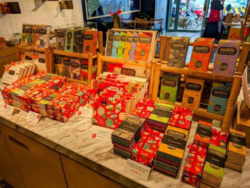 vietnam christmas gift 20 - Christmas Shopping Made Easy: Top Local Picks for Vietnam Christmas Gifts!