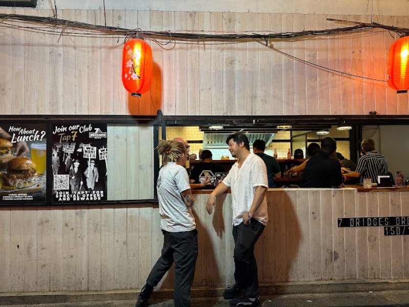 7 bridges 8 1 - 9 BEST places to get craft beer in Ho Chi Minh City