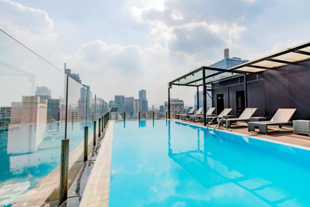 7 Awesome Rooftop Swimming Pools In Ho Chi Minh City 8 Rooftop Pool Angle.min - 7 Awesome Rooftop Swimming Pools In Ho Chi Minh City