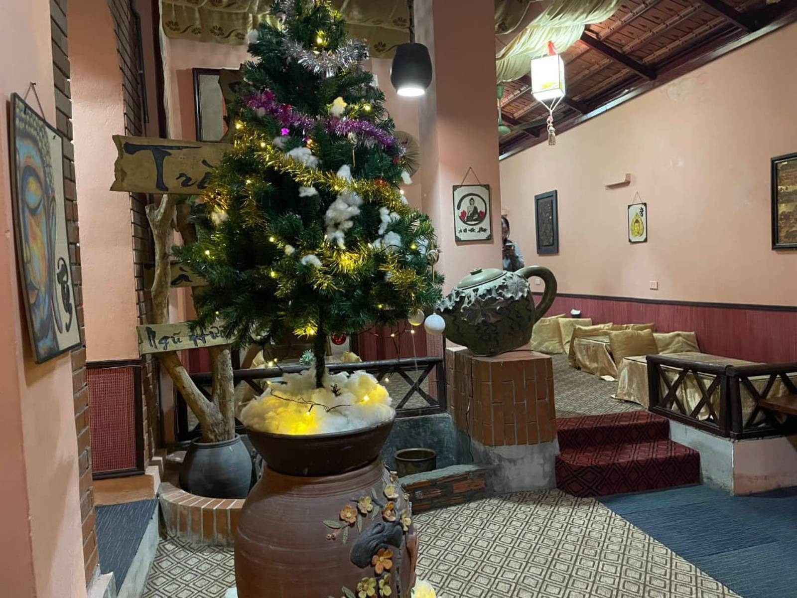 Thien Son Tra Teahouse