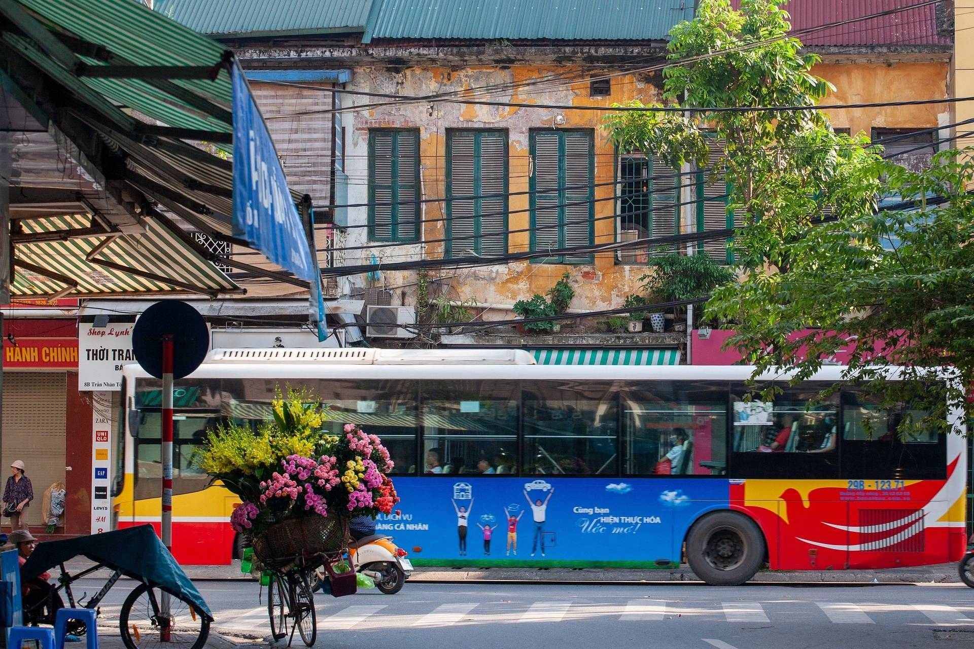 bus street - Northern Vietnam