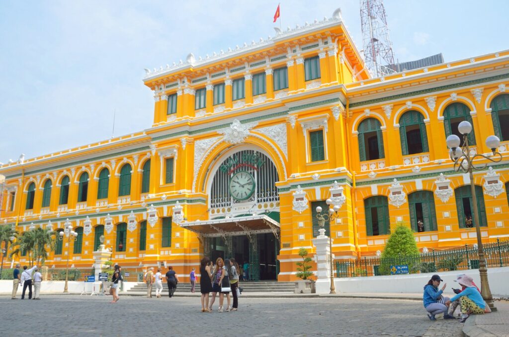 buu dien SG - Capture Memories: 13 Instagram-Worthy Places In Ho Chi Minh City To Explore