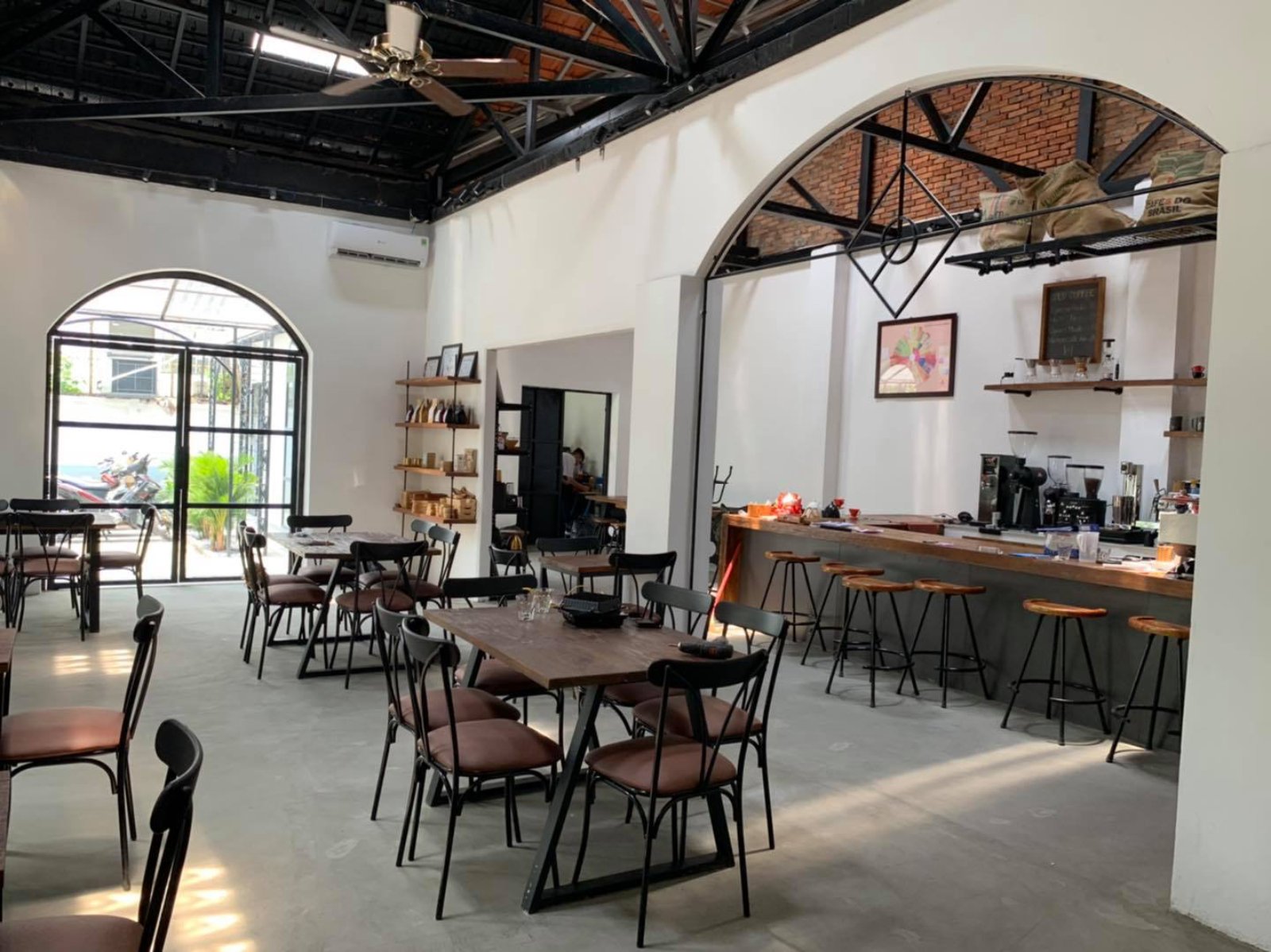 191913778_296495732181395_3967769321111349674_n 191913778 296495732181395 3967769321111349674 n - Coffee In Vietnam | Savoring Cultural Delights & Beyond – Contributed by Vietnam Is Awesome Community