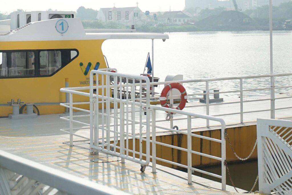 Bach Dang Harbor 1 Bach Dang harbor ambassador1 1 - Bach Dang Harbor