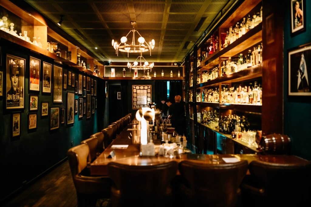 cocktail bars in saigon