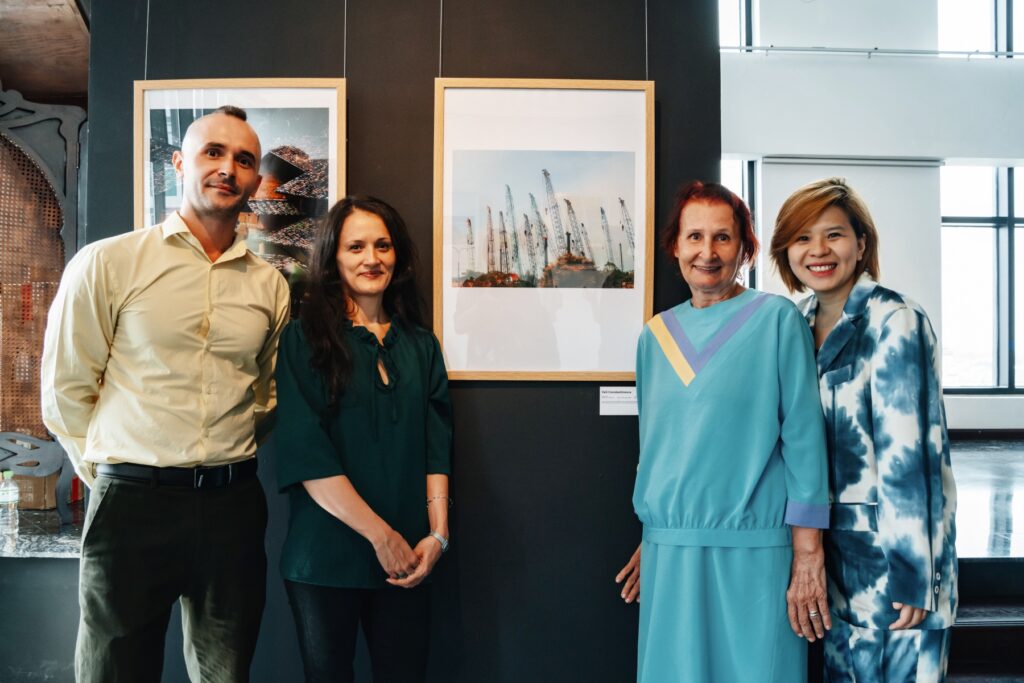 DSC00123 1 1 - Moments Exhibition Successfully Launched, Supporting Social ChangeMakers' Mid-Autumn Charity