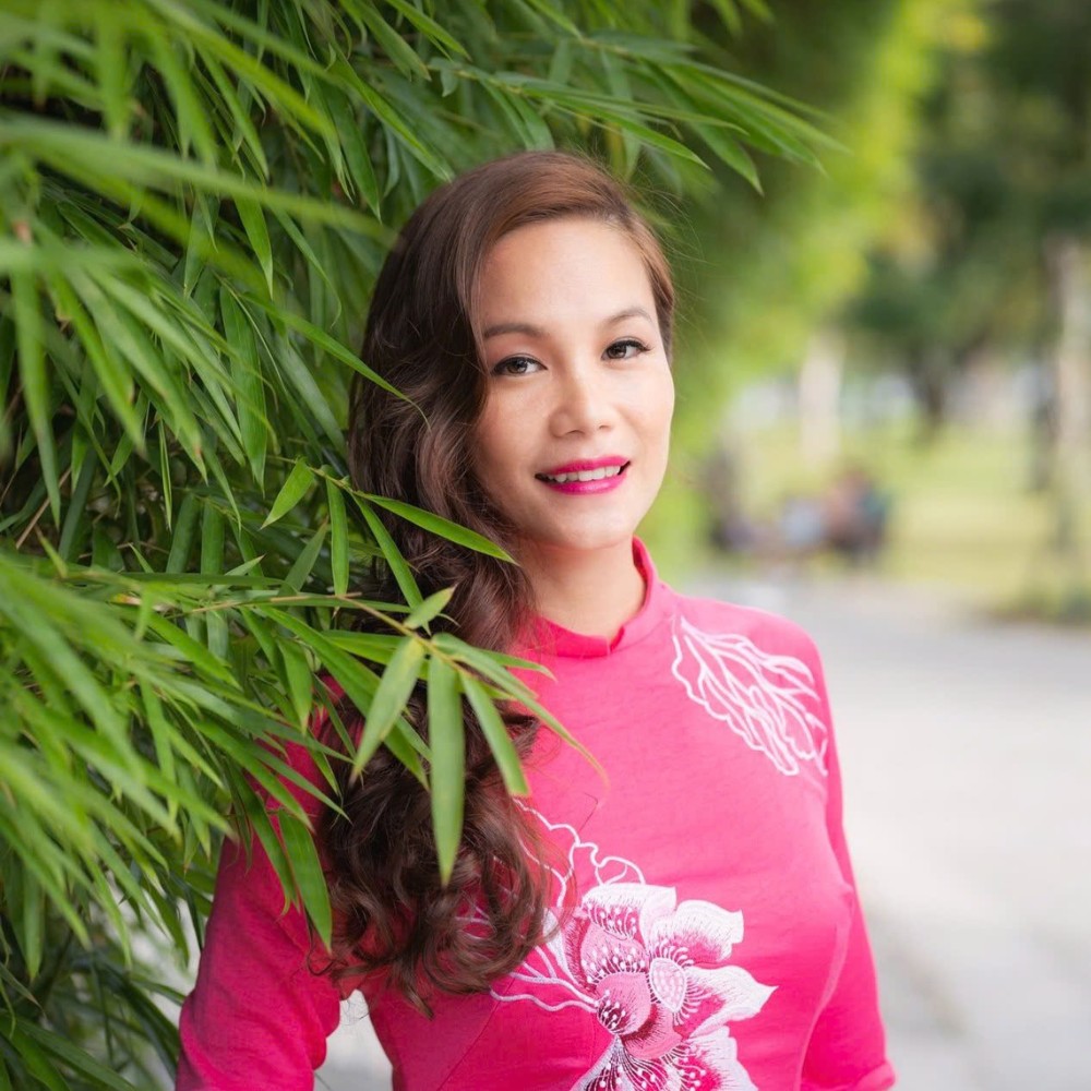 rosi - Become An Ambassador