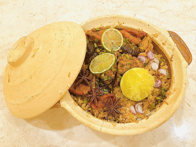 Top 10 Must-Try Halal Restaurants in Ho Chi Minh City: Best Eats! 12 banana leaf 4 - Top 10 Must-Try Halal Restaurants in Ho Chi Minh City: Best Eats!