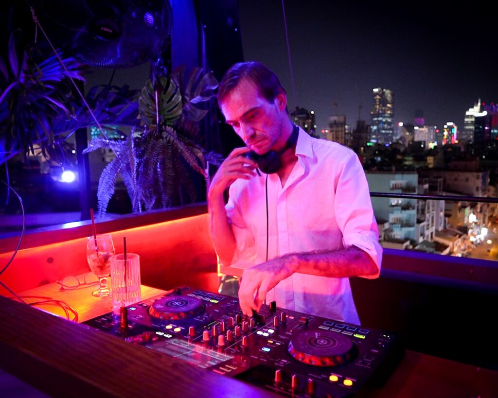 cocoon event 6 1 - Vietnam Is Awesome Ambassadors & Leaders Meetup Recap – Celebrating Community, Innovation and Connection