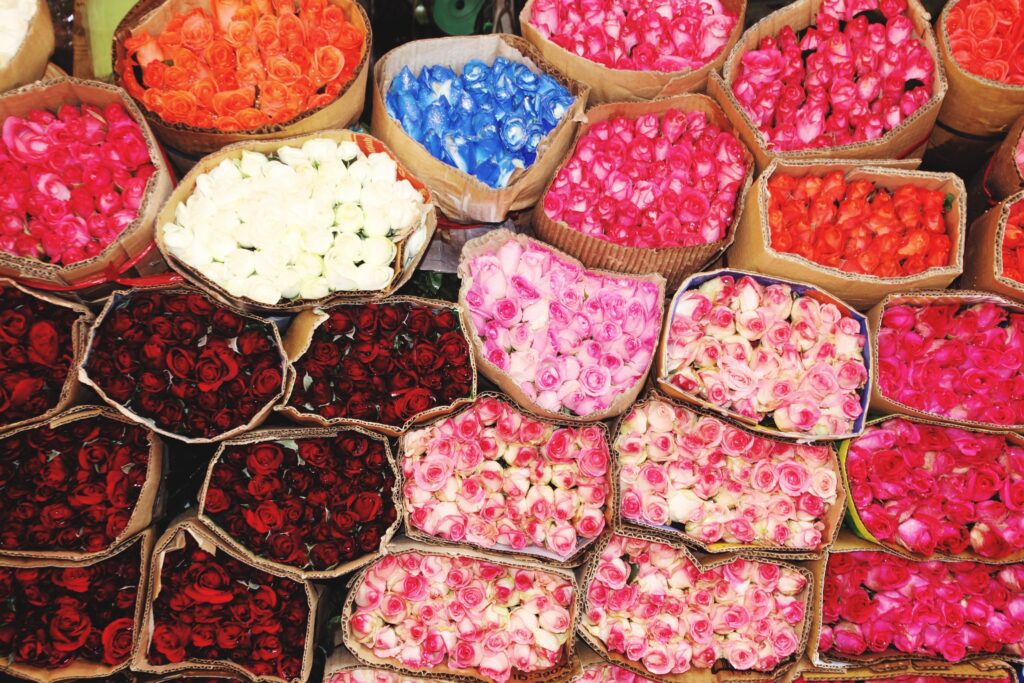 night markets in ho chi minh city