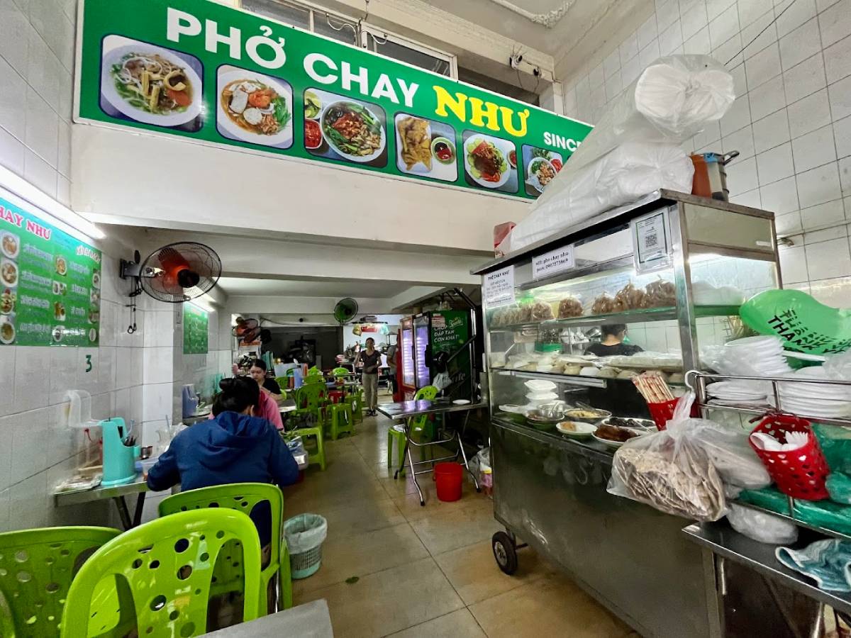 pho chay interior 1 - 11 Best Vegetarian Restaurants in Ho Chi Minh City: Fresh Picks
