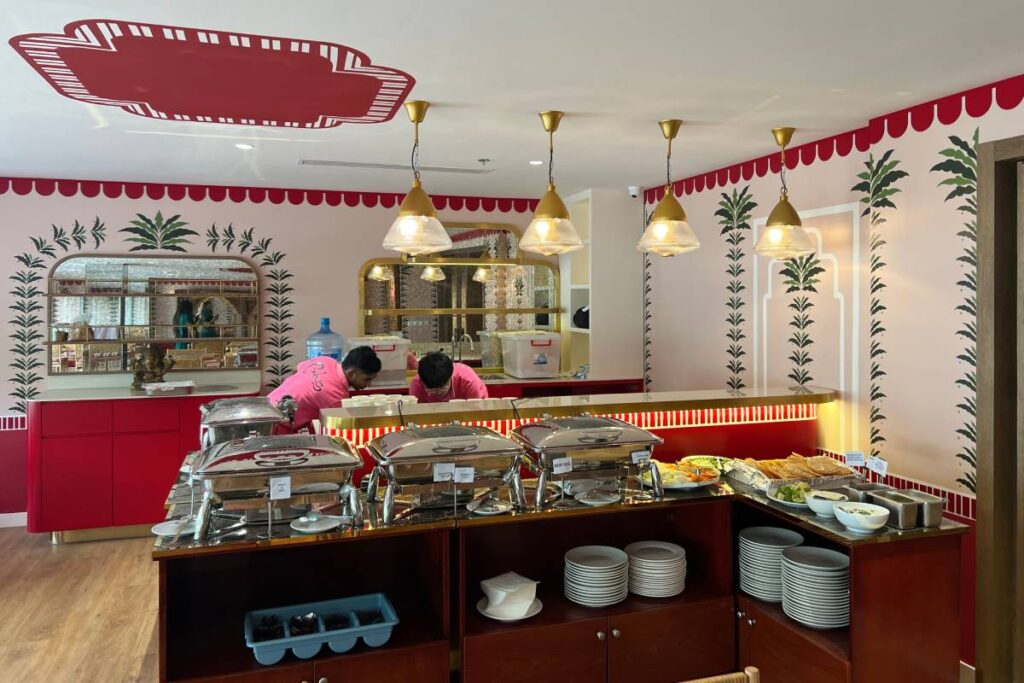 Top 10 Must-Try Halal Restaurants in Ho Chi Minh City: Best Eats! 28 z5541330476322 508ddd09660a481dabe4506515a5e995 1 - Top 10 Must-Try Halal Restaurants in Ho Chi Minh City: Best Eats!