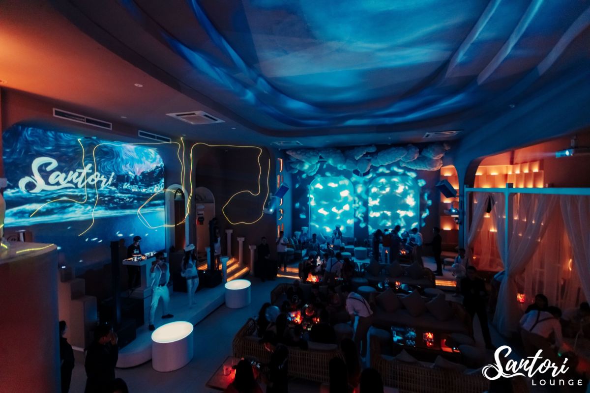 306854362_554046649850611_7700100089215161012_n Santori Lounge in Saigon