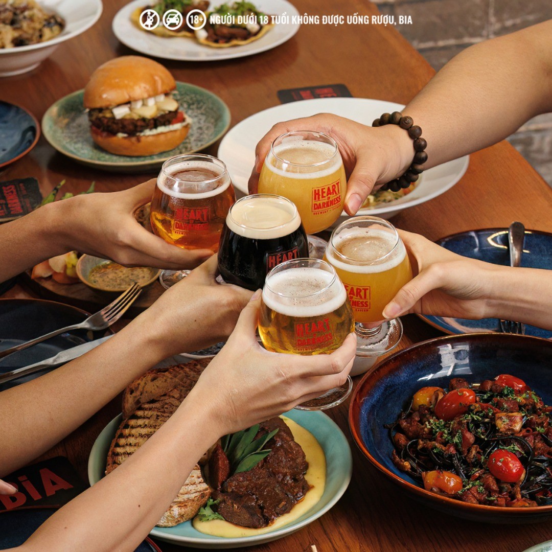 425420972 122123644574138954 940703935035519698 n - Live Music in Saigon: 12 Epic Spots for 2024 Nightlife