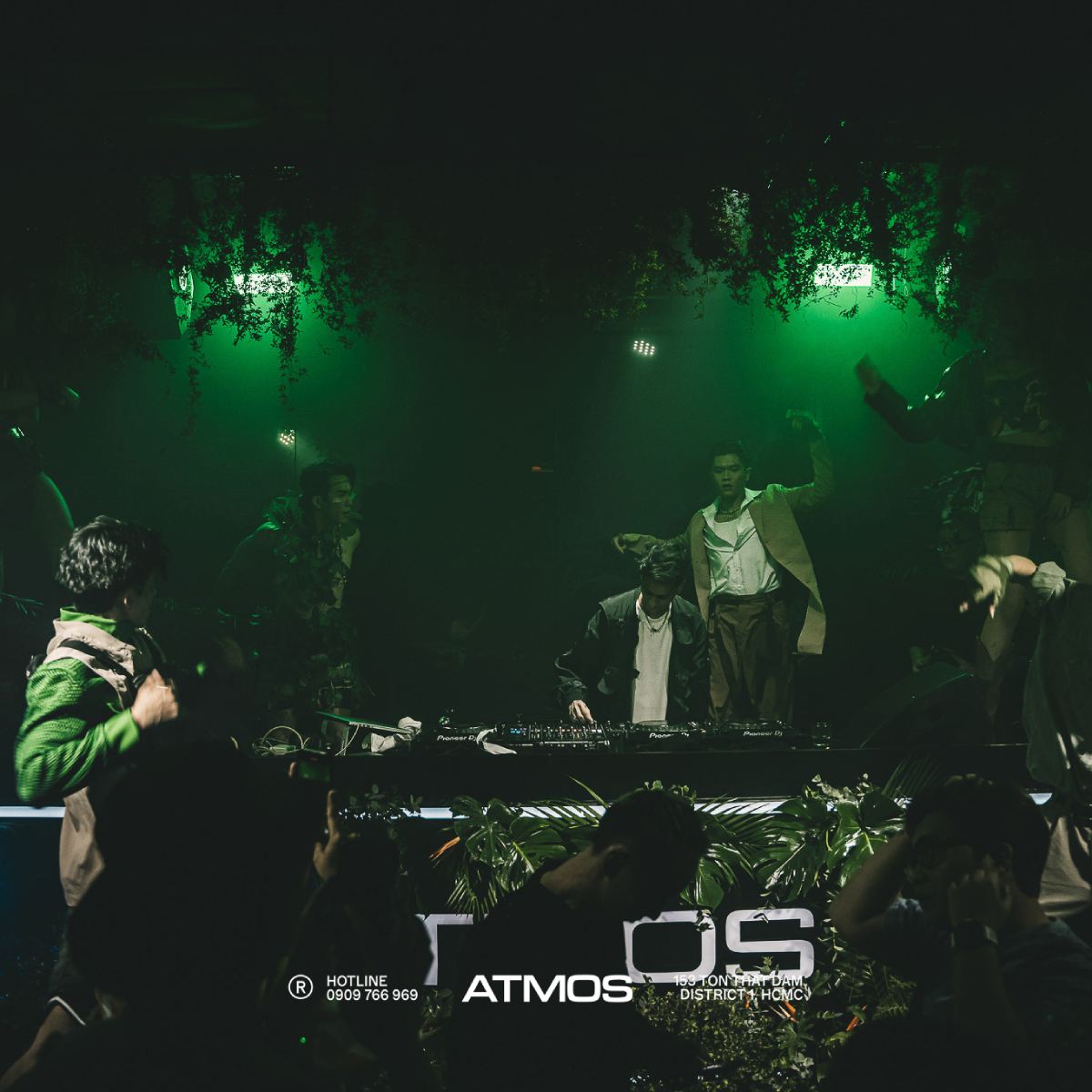 453186999_793296056304590_1569652990186070887_n (1) Live DJ performance in Atmos Club, a night club in Ho Chi Minh City