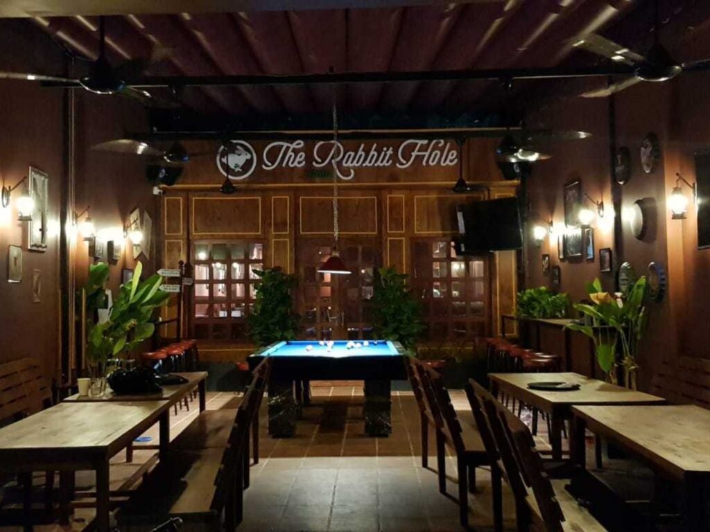 trivia nights in saigon